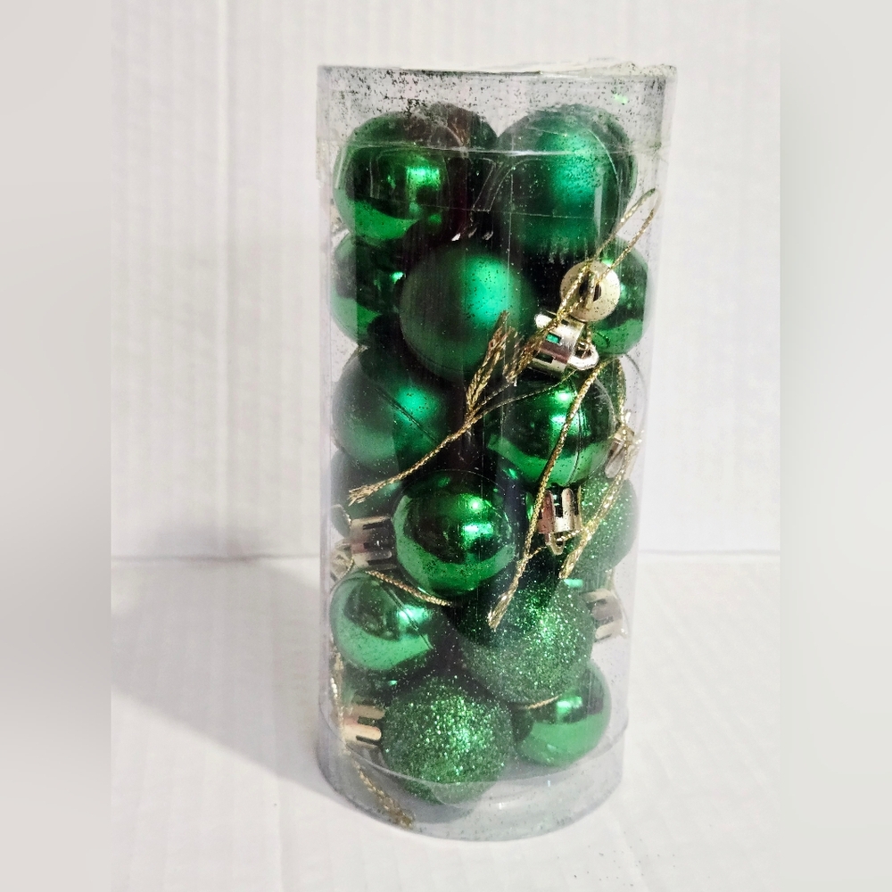 Green 24Pcs 1.1" Christmas Balls Ornaments Set Shatterproof NEW